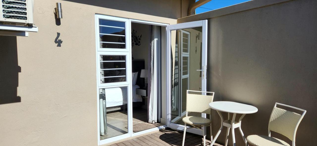 Green Kalahari Guesthouse Upington Eksteriør billede